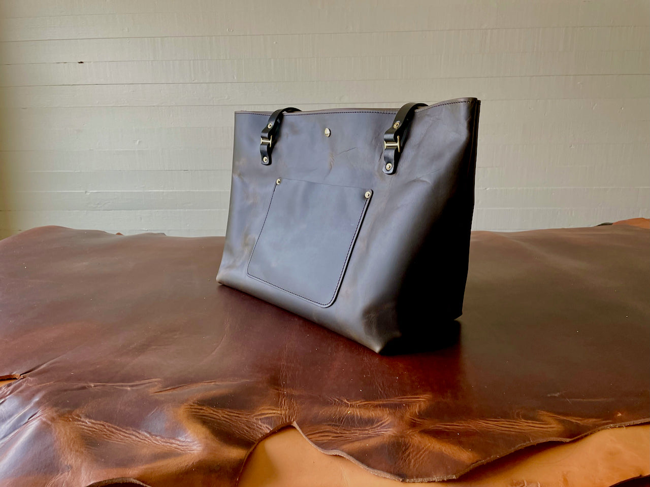 Tote #5002 | Black | LARGE